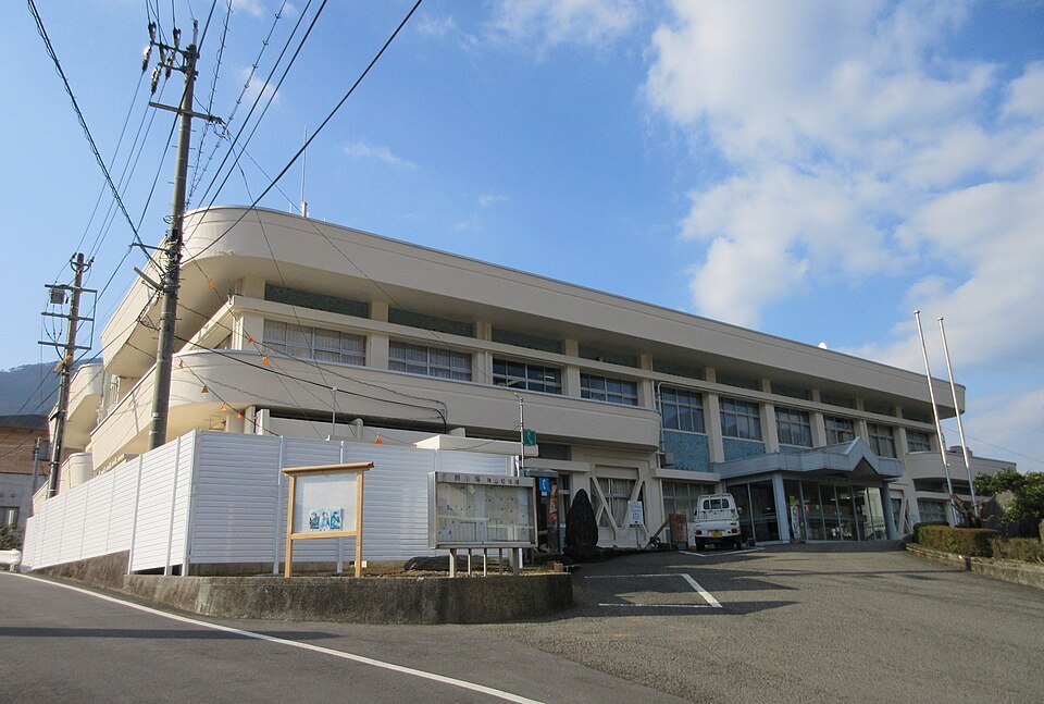 神山町　役場